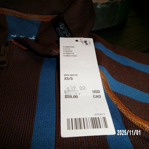 NEW $40 Urban Outfitters Out From Under Go For Gold Crop Brown Shirt Women’s XS - Picture 2 of 4